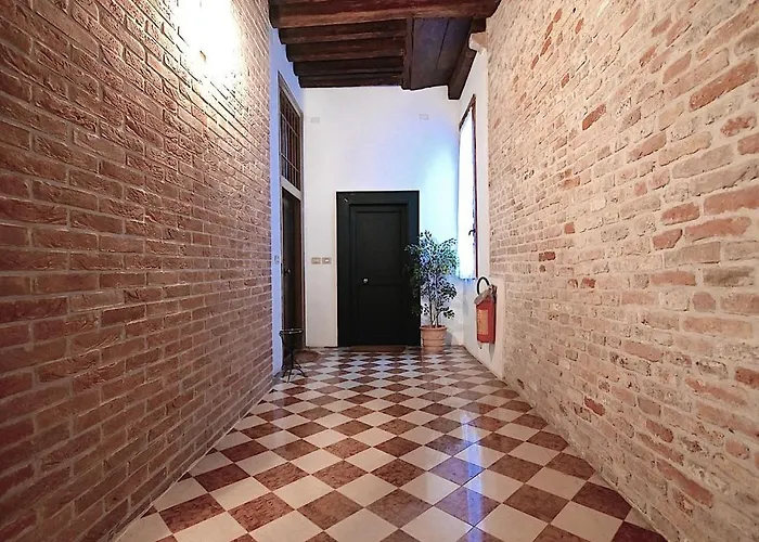 Chandeliers البندقية